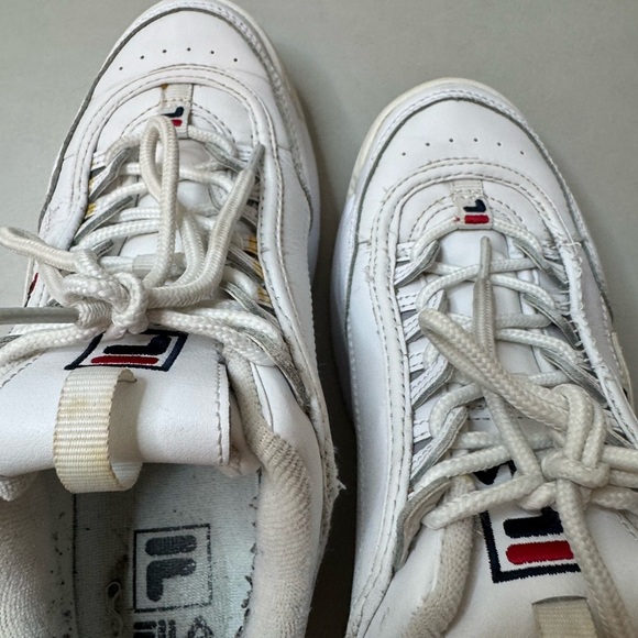 White Fila Chunky Sneakers | Size 7 | Vintage Style | Great Condition - Picture 15 of 17